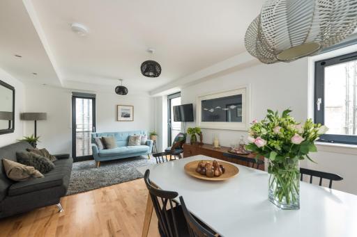 Old Fishmarket Close, Royal Mile - Housity