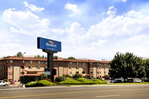 Baymont by Wyndham Yakima Riverfront - Housity