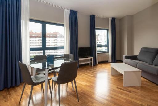 Aparthotel Campus - Housity
