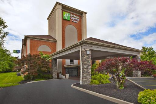 Holiday Inn Express Hotel & Suites Cincinnati Northeast-Milford, an IHG Hotel - Housity
