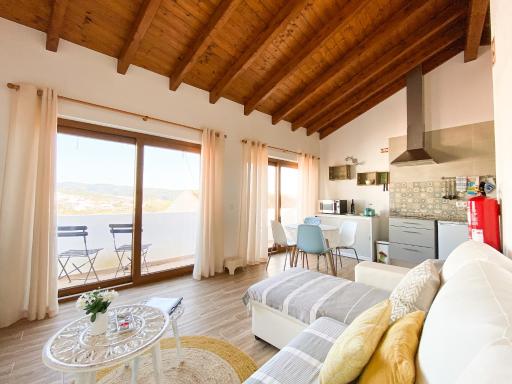 Casa do Sapateiro - No centro histórico de Aljezur - Housity