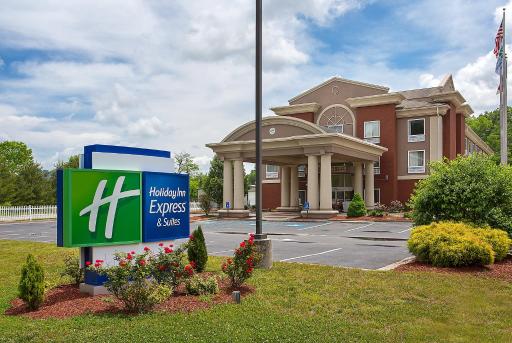 Holiday Inn Express & Suites Murphy by IHG - Housity