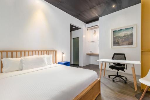 Draper Hotel Makati - Housity