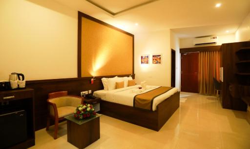 Hotel Emperor - Housity