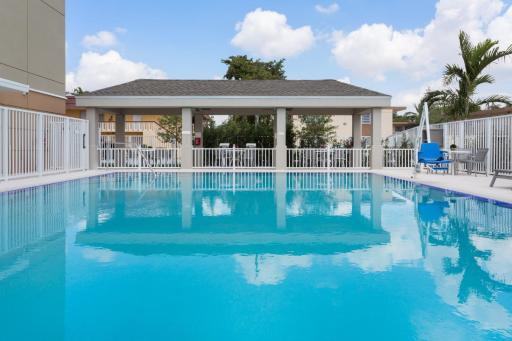 Candlewood Suites Miami Intl Airport - 36th St, an IHG Hotel - Housity