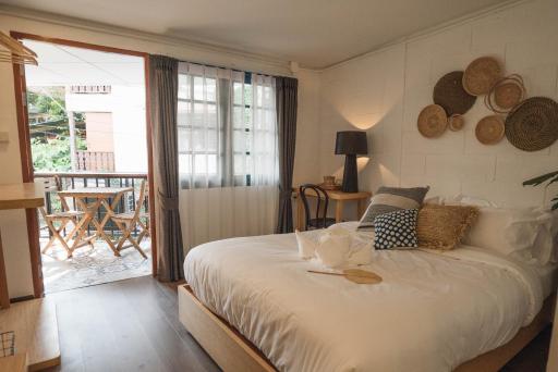 Stay North Gate Bed and Breakfast - Housity