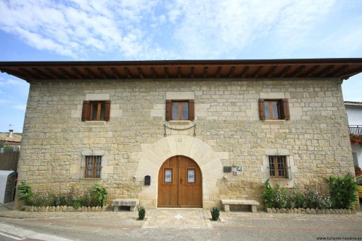 Casa de la Cadena - Housity