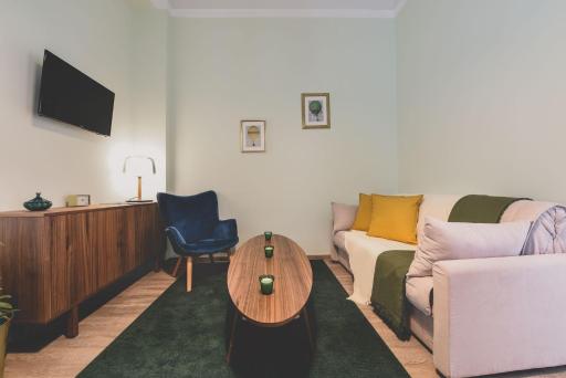 Neoclassical Apartment near Acropolis - LivingStone Crystal - Housity