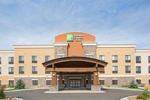 Holiday Inn Express & Suites Glendive by IHG - Housity