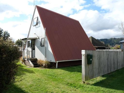 Central Ski Chalet - Ohakune Holiday Home - Housity