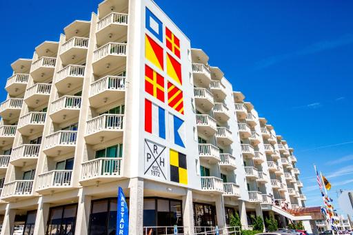 Port Royal Oceanfront Hotel - Housity