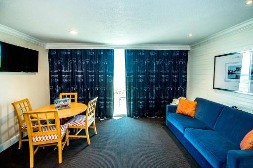 Port Royal Oceanfront Hotel - Housity