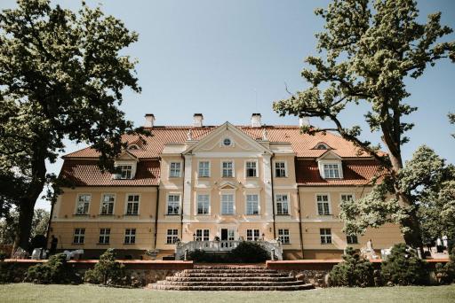 Malpils Manor - Housity