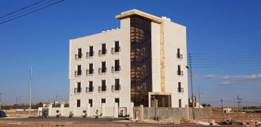 Tunaib Plaza - Housity