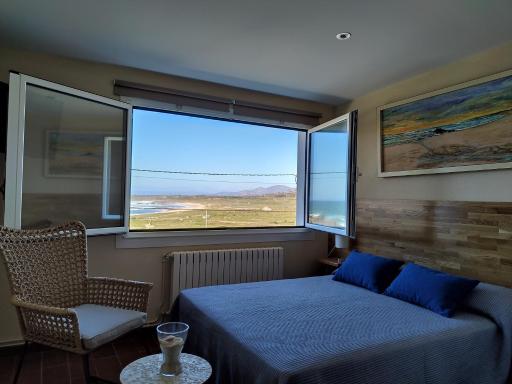 Hostal Balieiros Corrubedo - Housity