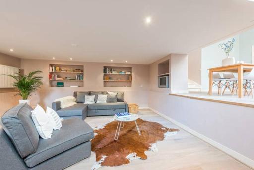Hip split level apartment on the ground floor - Housity