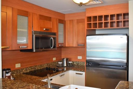 Parlor w Ocean & Lagoon view 2 guests + parking (F11) - Housity