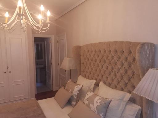 Habitación con baño privado en Bilbao - Housity