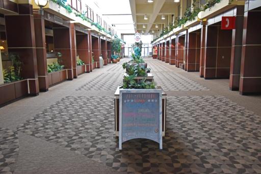 Canad Inns Destination Center Grand Forks - Housity