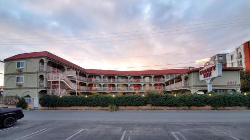 Colony Inn - Housity