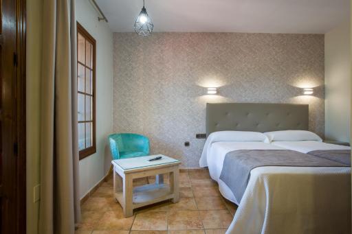 Hostal Don Joaquín Alora - Housity