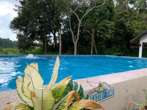 Captain's Cabin Resort - Naval Heritage (Swimming Pool) - Housity