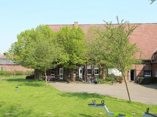 Ferienhof Schwienhorst - Housity