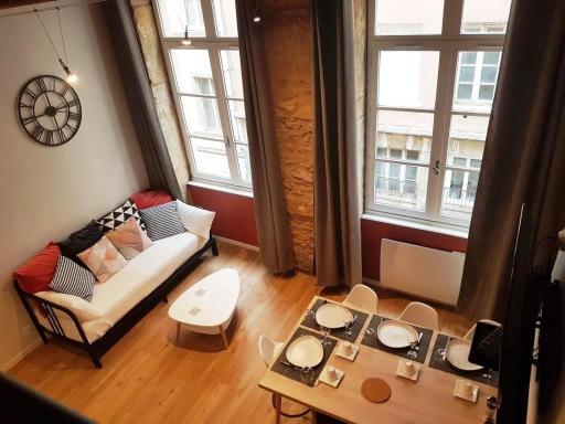 Cosy appartement, dans les pentes de la Croix Rousse - Housity
