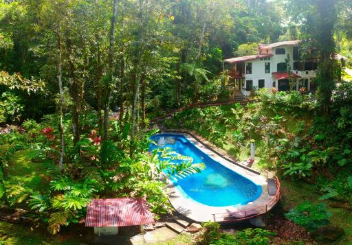 Agua Inn - Housity