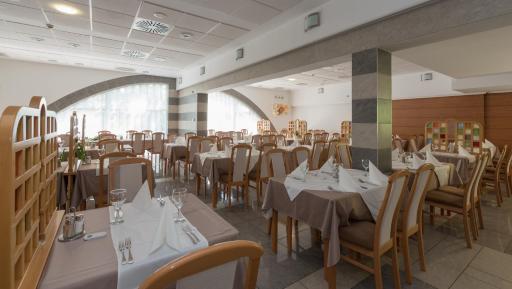 Beach Hotel Panoráma - Housity