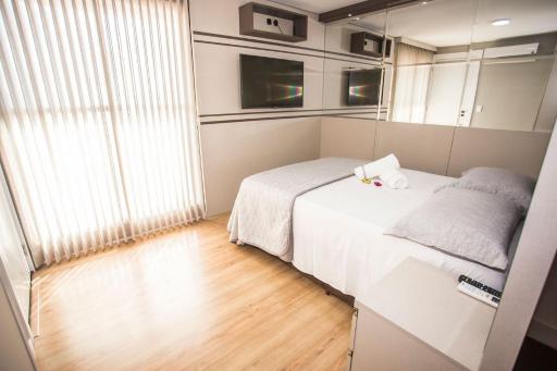 Studio Adaptado com Ar Condicionado - ALL1102 - Housity