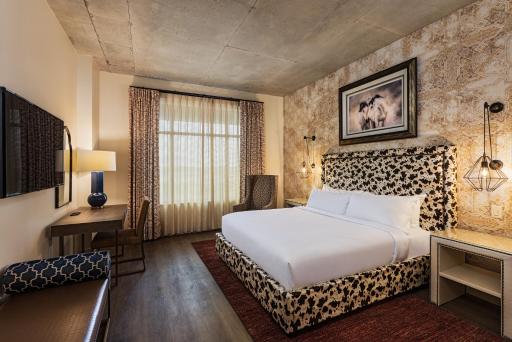 The Brownwood Hotel & Spa - Housity