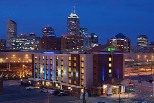 Holiday Inn Express Hotel & Suites Indianapolis Dtn-Conv Ctr, an IHG Hotel - Housity