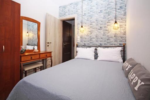 Acrothea Apartments - Housity