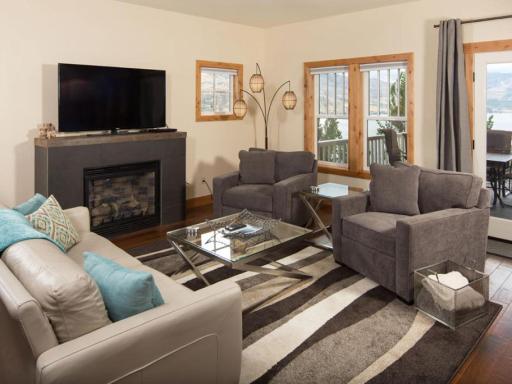 Joie De Vivre #57 - Housity