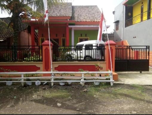 Ijen Volcano Guest House - Housity