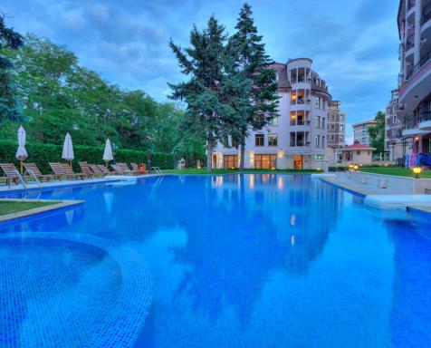 Purple Star Apartments - Housity