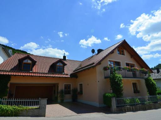 Wohnung mit eigener Terrasse in Prunn - Housity