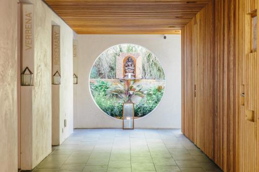 Inn at Moonlight Beach - Housity