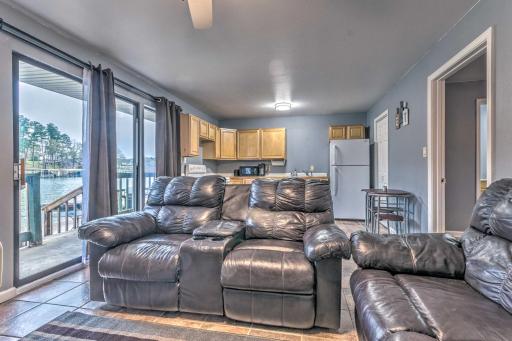 Mod Hot Springs Condo with Dock on Lake Hamilton! - Housity