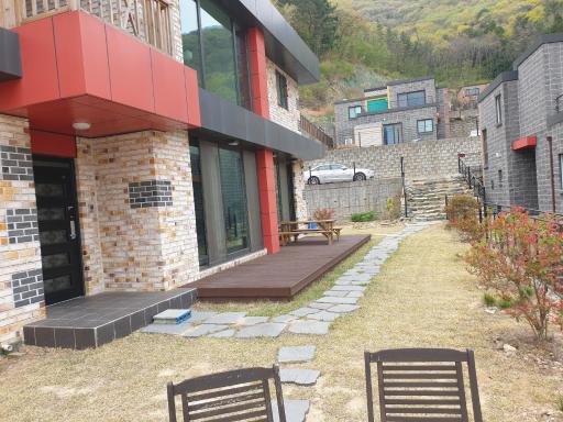 Geoje Sukwong Two floors House - Housity
