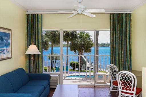 Jupiter Waterfront Inn - Housity