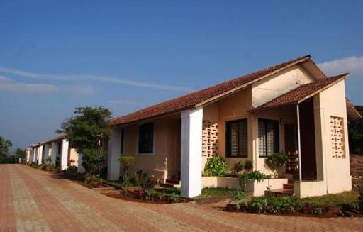 Vamoose Green Valley Amboli - Housity