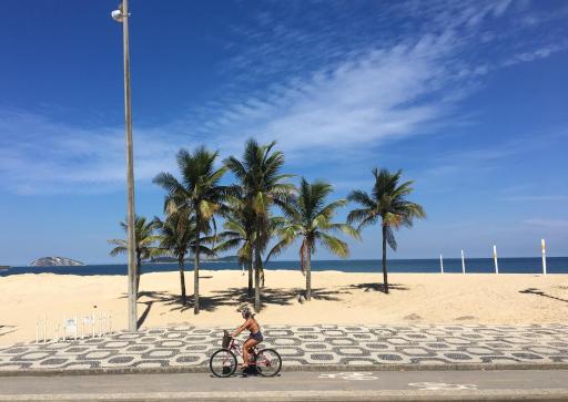 Unhotel - Apartamento Design no Leblon, Perto da Praia - Housity