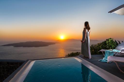 Adamant Suites - Housity