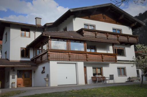 apart-berg-zeit - Housity
