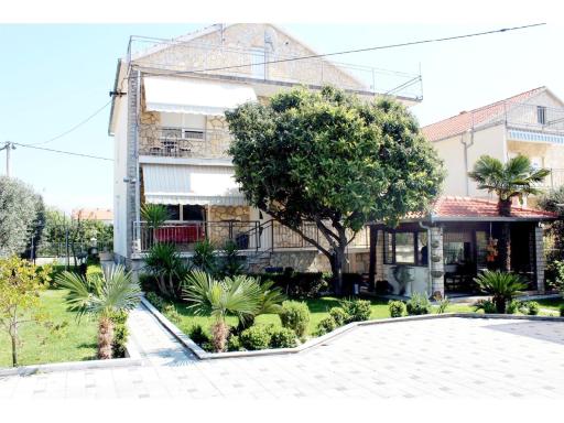 Apartments Robert - Hizvo