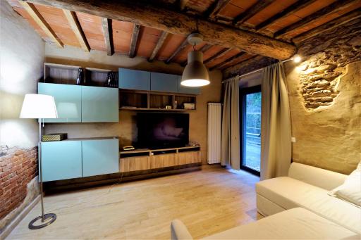 Incantevole casa sul fiume, Relax e Natura ai piedi della Alpi Apuane - Housity