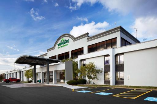Wingate by Wyndham St. Clairsville/Wheeling - Housity
