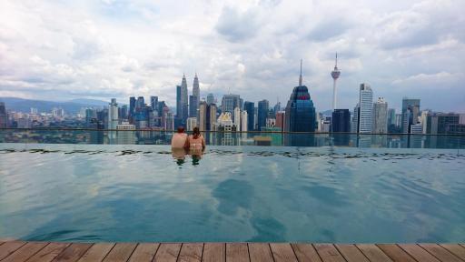 Regalia Suites Infinity Pool Kuala Lumpur - Housity